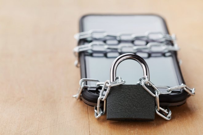 Kein beliebter Anblick in Kinderzimmern: Das gesperrte Handy Kein beliebter Anblick in Kinderzimmern: Das gesperrte Handy