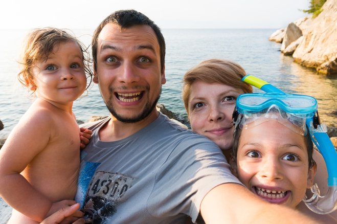 Eine ganz normale Familie. Auch im Internet? Eine ganz normale Familie. Auch im Internet?